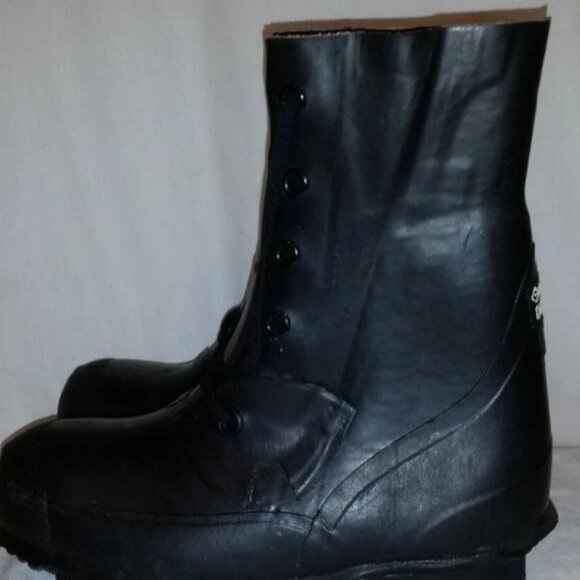 EXTREME ARCTIC COLD WEATHER sz7/REGULAR MICKEY MOUSE BUNNY BLACK BOOTS NO VALVE main image 5